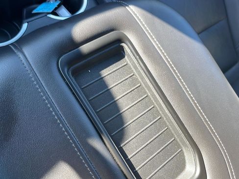 Used 2023 Chevrolet Tahoe Z71 image 18