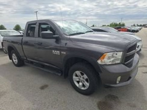 Used 2017 RAM 1500 Express AWD/4WD image 1