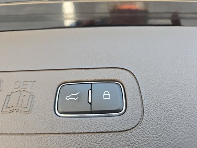 Used 2022 Lincoln Aviator Reserve w/ Elements Package Plus AWD/4WD image 35