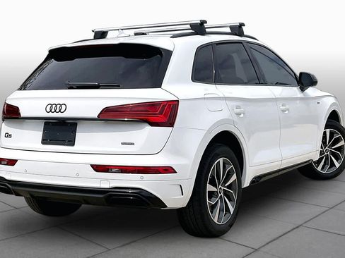 Used 2024 Audi Q5 2.0T Premium w/ Summer of Audi Package AWD/4WD image 13