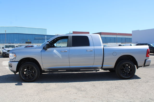 Used 2023 RAM 2500 Laramie AWD/4WD image 7