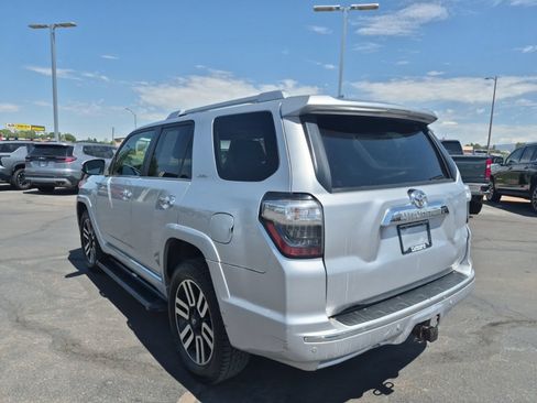 Used 2016 Toyota 4Runner Limited AWD/4WD image 5