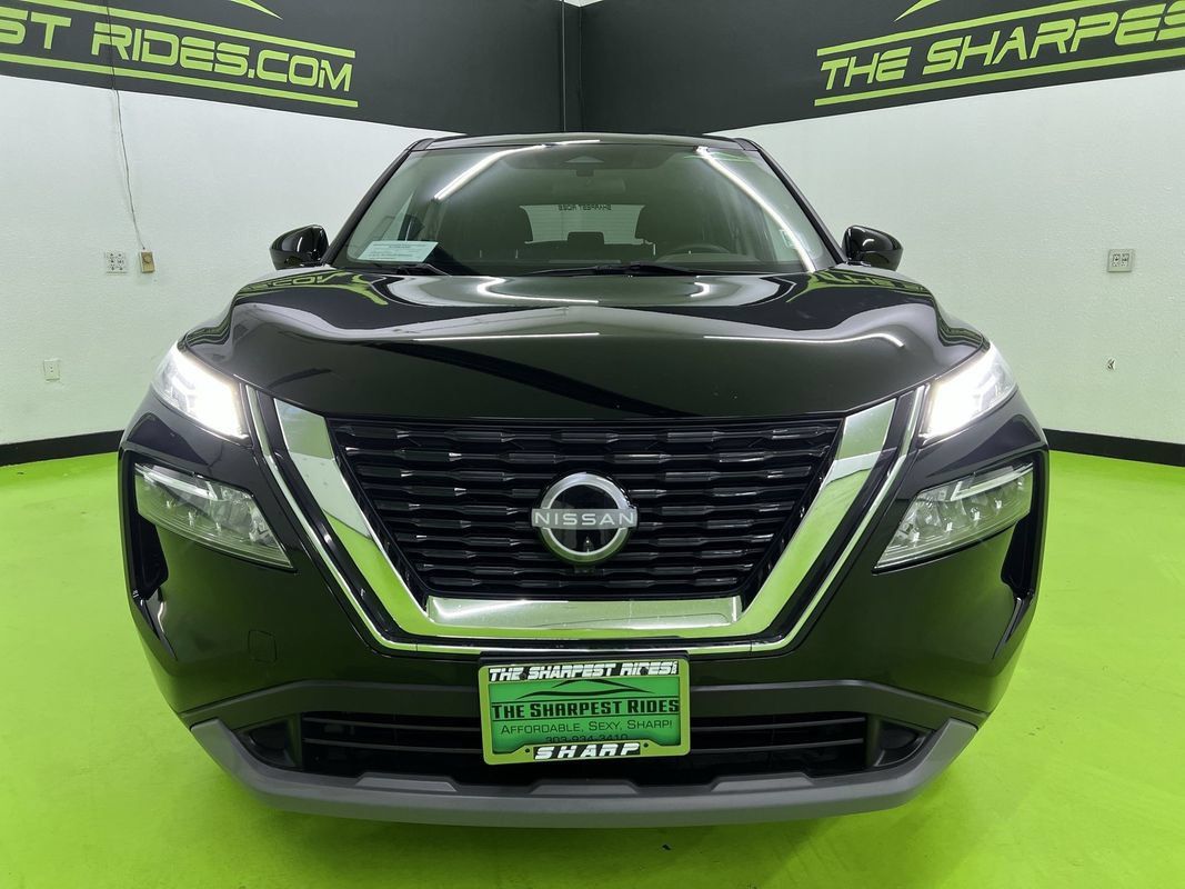 Used 2023 Nissan Rogue SV AWD/4WD image 3
