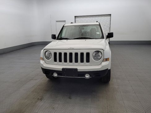 Used 2016 Jeep Patriot High Altitude image 15