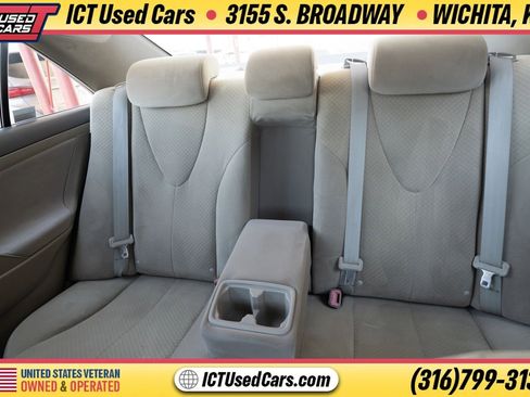 Used 2008 Toyota Camry LE FWD image 17