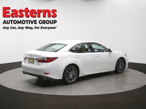 Used 2017 Lexus ES 350 w/ Navigation System Package FWD image 46
