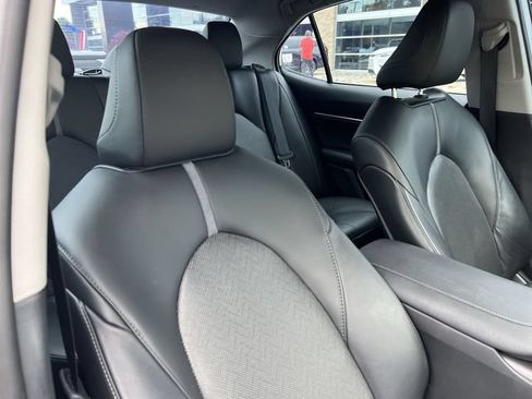Used 2024 Toyota Camry XLE FWD image 22