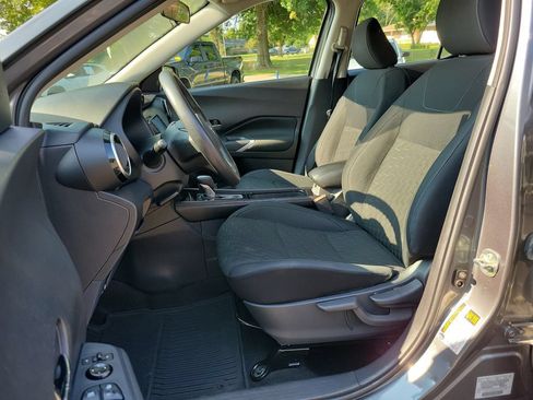 Used 2022 Nissan Kicks SV FWD image 19