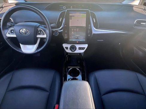 Used 2019 Toyota Prius Prime Advanced FWD image 7