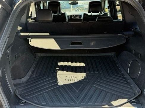 Used 2021 Jeep Grand Cherokee Overland AWD/4WD image 14
