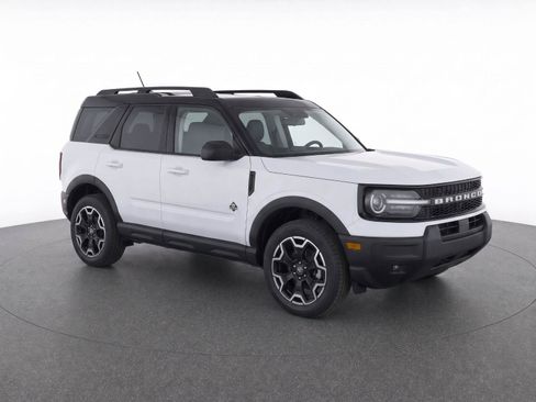 Used 2025 Ford Bronco Sport Outer Banks AWD/4WD image 2