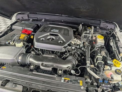 Certified 2023 Jeep Wrangler Sahara w/ Cold Weather Group image 34