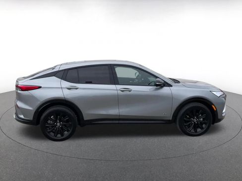 Used 2025 Buick Envista Sport Touring image 16