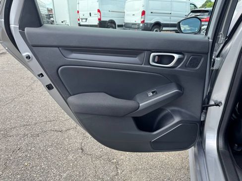 Used 2025 Honda Civic Sport image 10