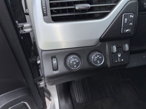 Used 2016 GMC Yukon SLT w/ Open Road Package image 25