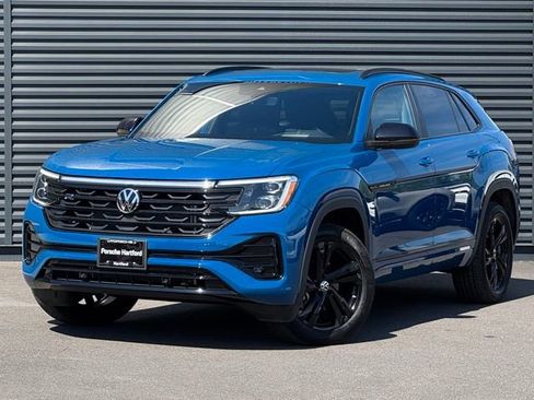 Used 2025 Volkswagen Atlas Cross Sport SEL R-Line AWD/4WD image 1