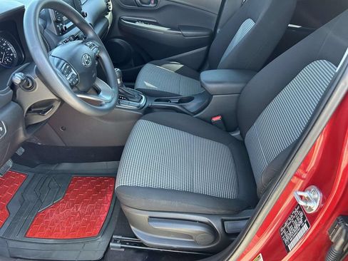 Used 2019 Hyundai Kona SE FWD image 16