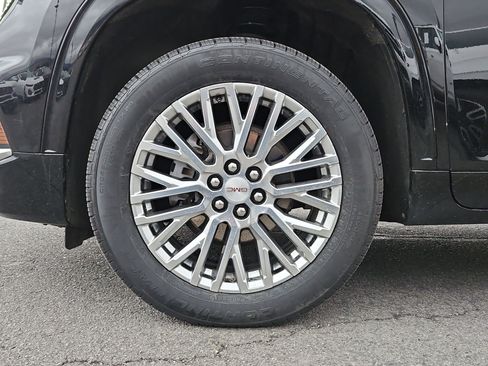 Used 2024 GMC Acadia Denali image 14