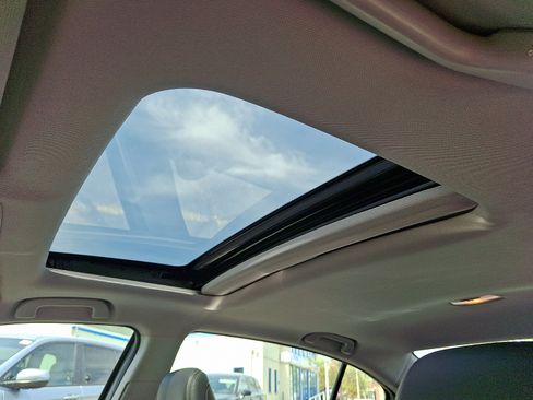 Used 2015 Honda Accord EX-L image 17