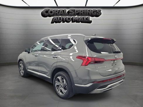 Used 2022 Hyundai Santa Fe SEL w/ Convenience + Premium Package FWD image 4