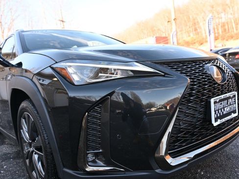 Used 2021 Lexus UX 250h F Sport w/ F Sport Premium Package image 9