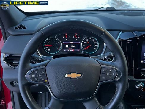 Used 2023 Chevrolet Traverse LT w/ LT Premium Package image 24