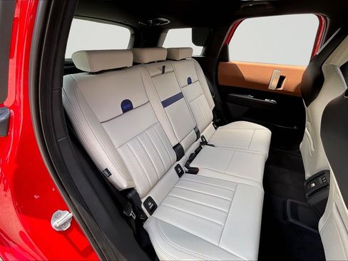 Certified 2025 MINI Cooper Countryman S AWD/4WD image 10