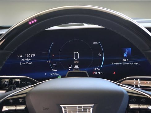 Certified 2023 Cadillac Lyriq 2WD image 22