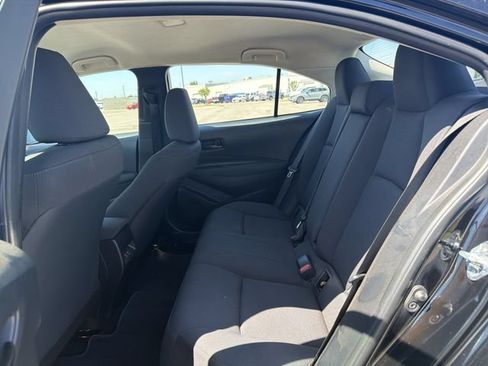 Used 2025 Toyota Corolla LE FWD image 12