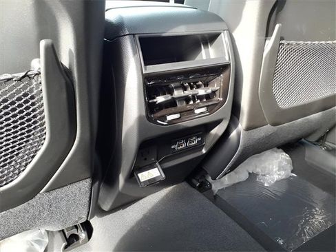 New 2025 Jeep Grand Cherokee Laredo X w/ Luxury Tech Group I image 10