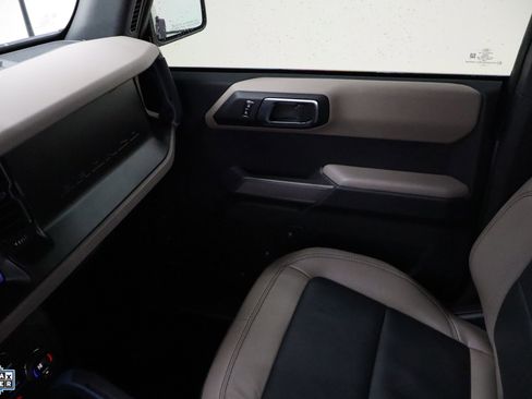 Certified 2023 Ford Bronco Wildtrak image 23