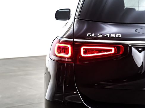 Certified 2022 Mercedes-Benz GLS 450 GLS 450 4MATIC SUV image 17
