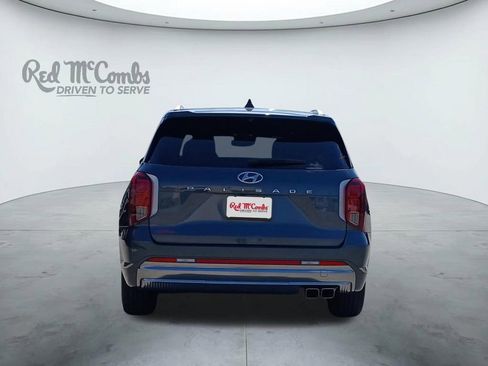 Used 2023 Hyundai Palisade Calligraphy image 4