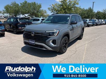 New 2025 Volkswagen Atlas Peak Edition SE