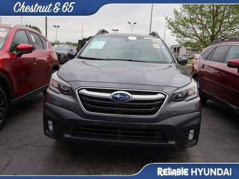 Used 2022 Subaru Outback Premium image 6