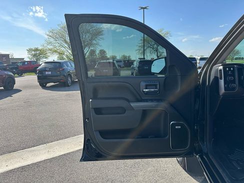 Used 2014 GMC Sierra 1500 SLT w/ All-Terrain Package AWD/4WD image 11