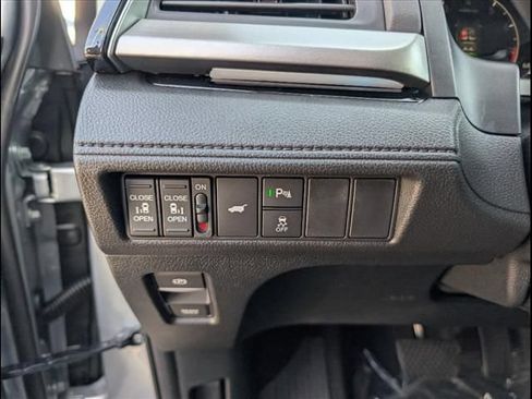 Certified 2026 Honda Odyssey Touring image 15