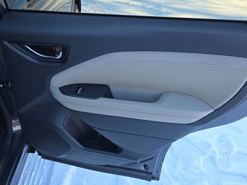 Certified 2025 Subaru Forester Limited image 23