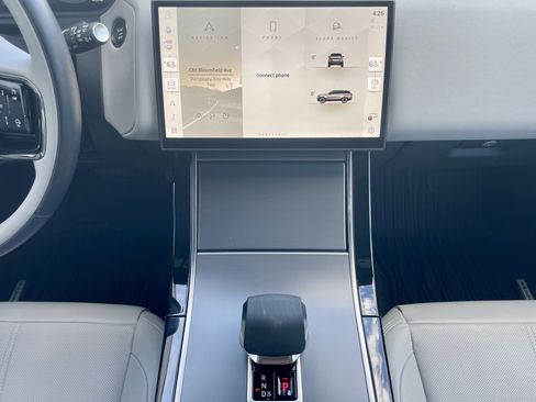 Certified 2026 Land Rover Range Rover Velar S AWD/4WD image 19