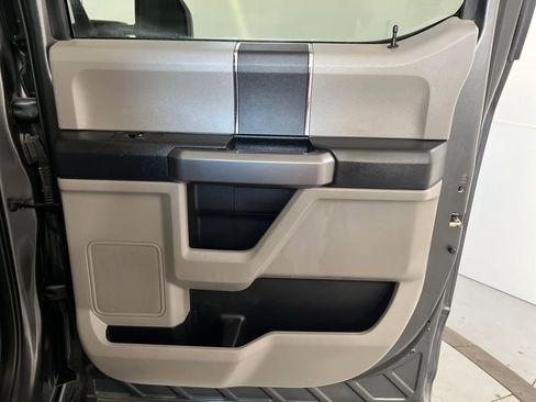 Used 2019 Ford F350 XLT w/ XLT Value Package image 27