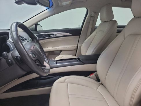 Used 2020 Lincoln MKZ image 17