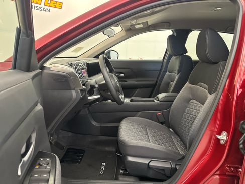 New 2026 Nissan Kicks SV w/ Illumination Package image 10