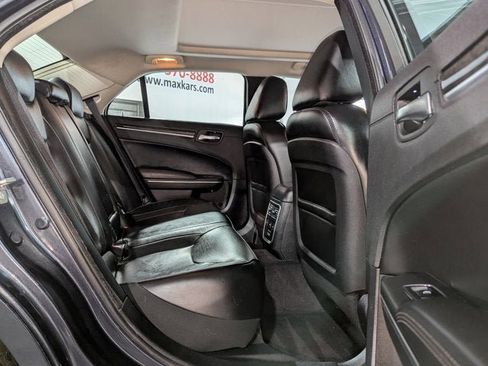 Used 2017 Chrysler 300 C w/ Safetytec Plus Group image 26