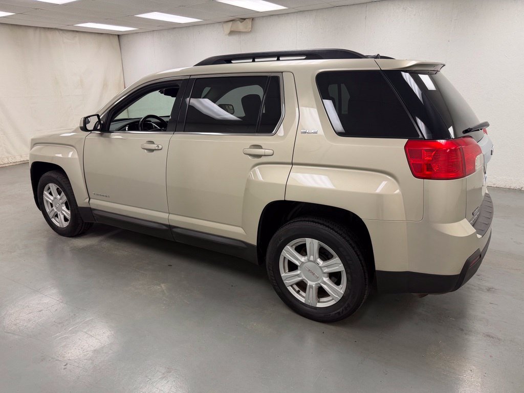 Used 2014 GMC Terrain SLE w/ Convenience Package FWD image 3