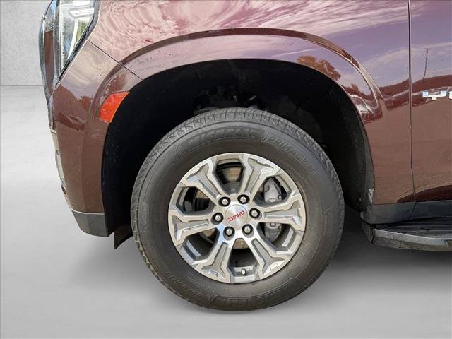 Used 2022 GMC Yukon SLE w/ Gmc Pro Safety Plus Package RWD image 23