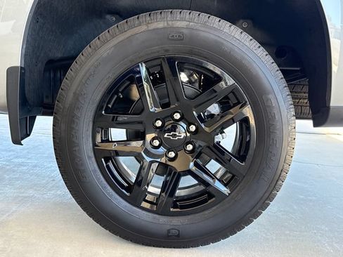 New 2026 Chevrolet Silverado 1500 RST w/ Convenience Package II AWD/4WD image 29