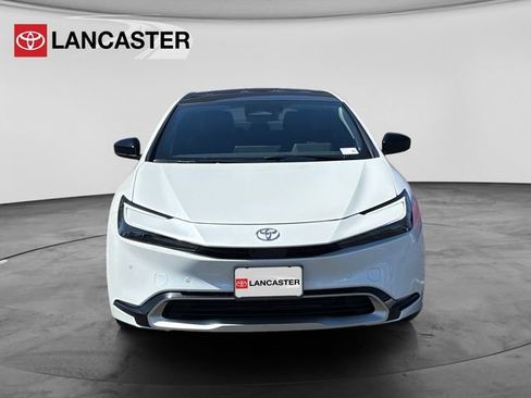 New 2026 Toyota Prius Plug-In Hybrid FWD image 2