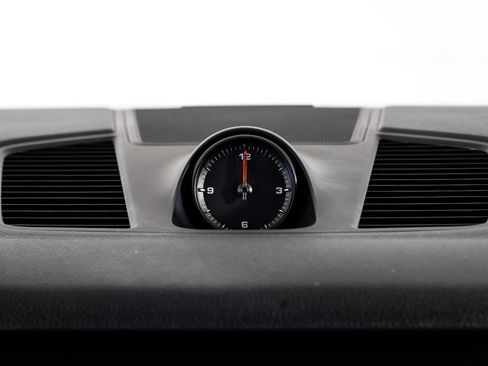 Used 2019 Porsche Cayenne S image 30