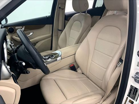 Used 2019 Mercedes-Benz GLC 300 image 18