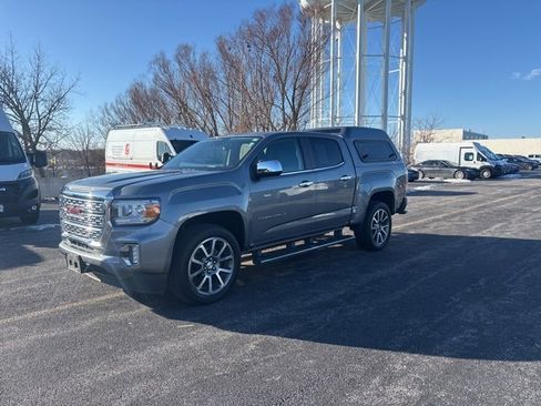Used 2022 GMC Canyon Denali image 1